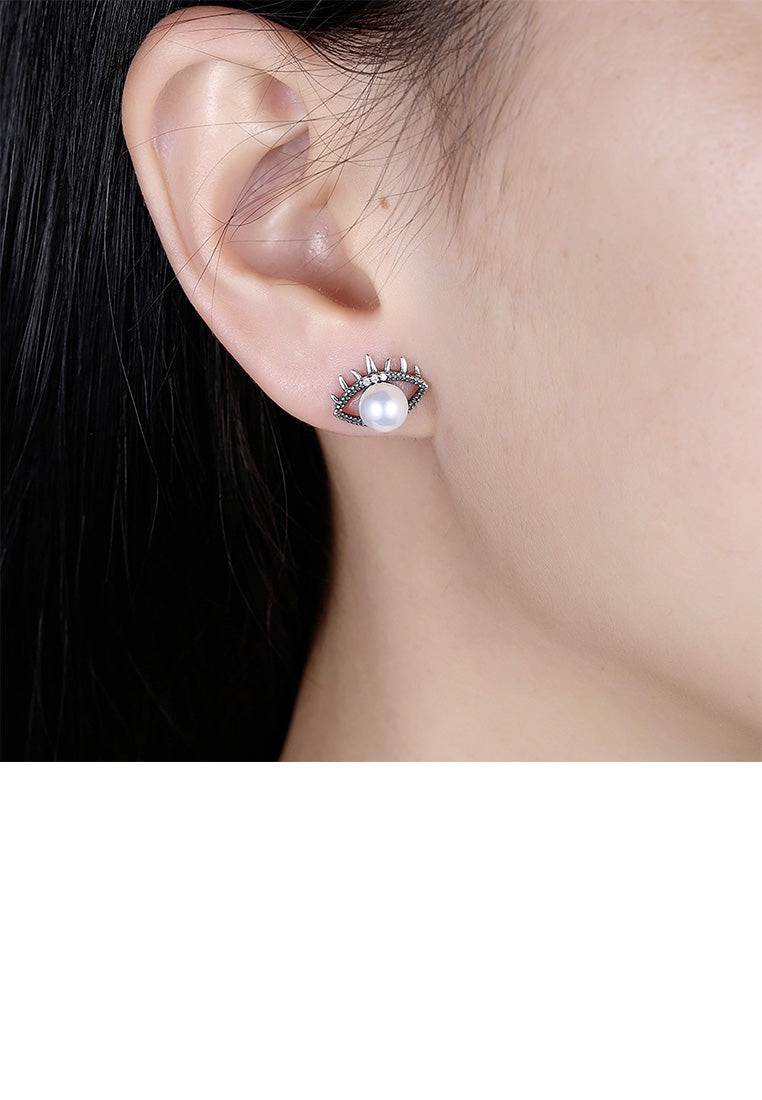 925 Sterling Silver Vintage Fashion Eye Pearl Stud Earrings - Luxurious Look