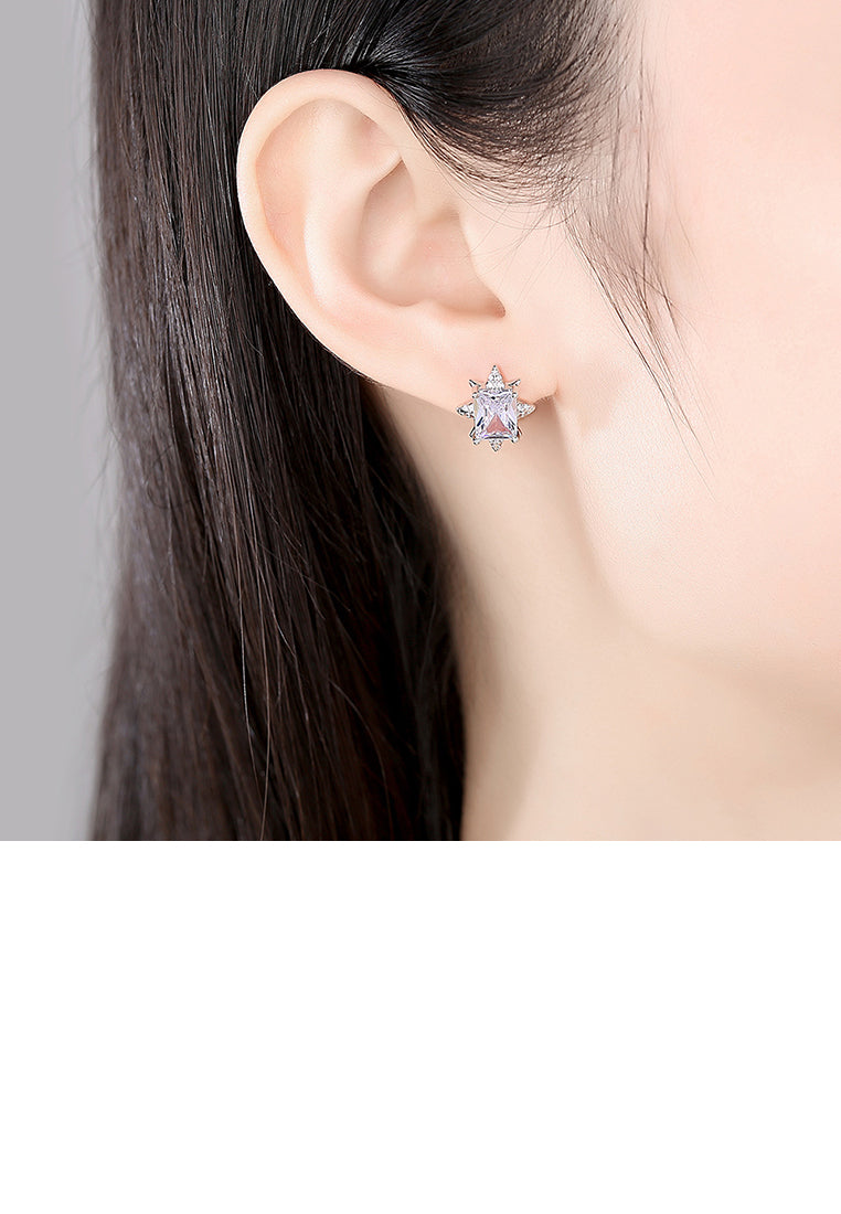 Fashion and Elegant Snowflake Stud Earrings with Cubic Zirconia - Luxurious Look