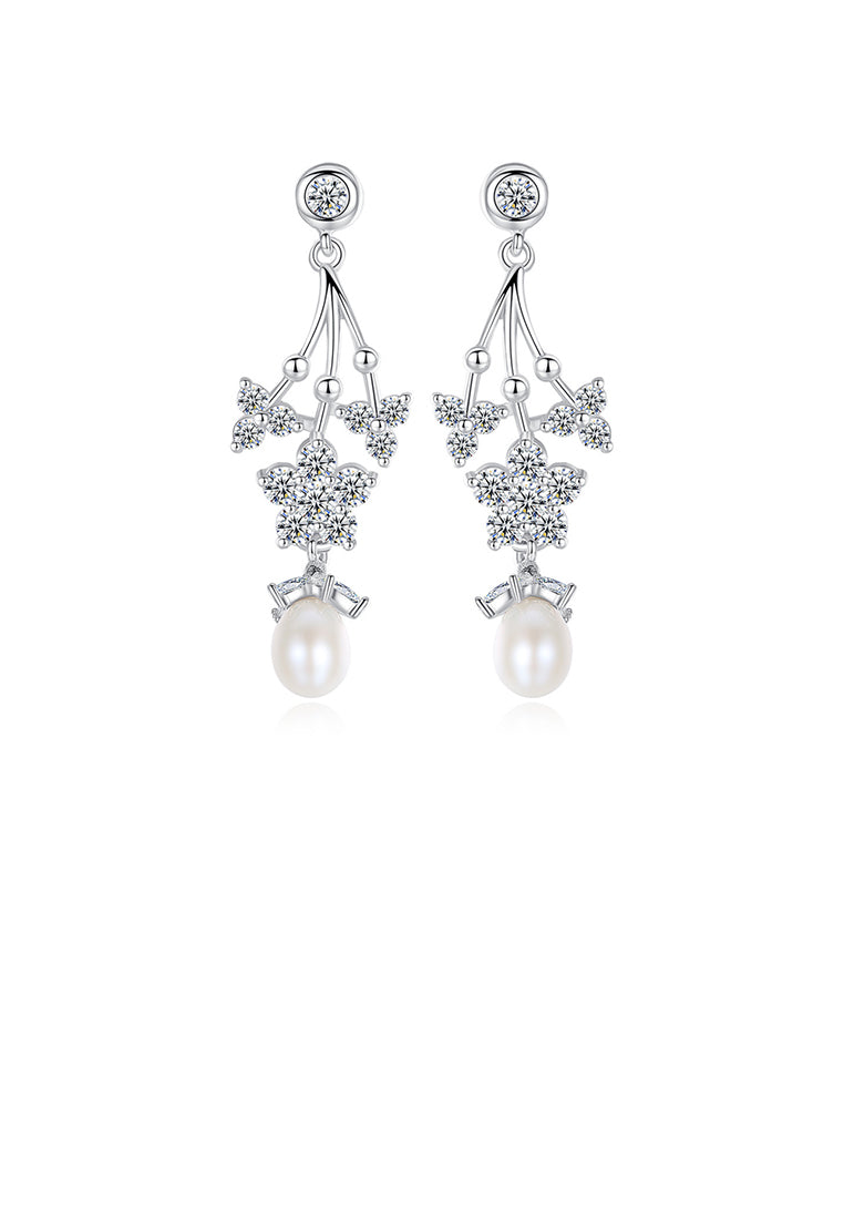 Fashion and Elegant Flower Imitation Pearl Earrings with Cubic Zirconia - Luxurious Look