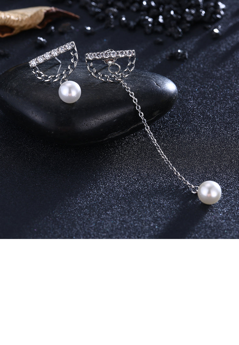 925 Sterling Silver Pearl Earrings - Luxurious Look
