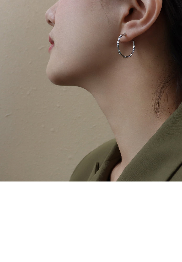 Simple Personality 316L Stainless Steel Bamboo C-Shape Geometric Stud Earrings
