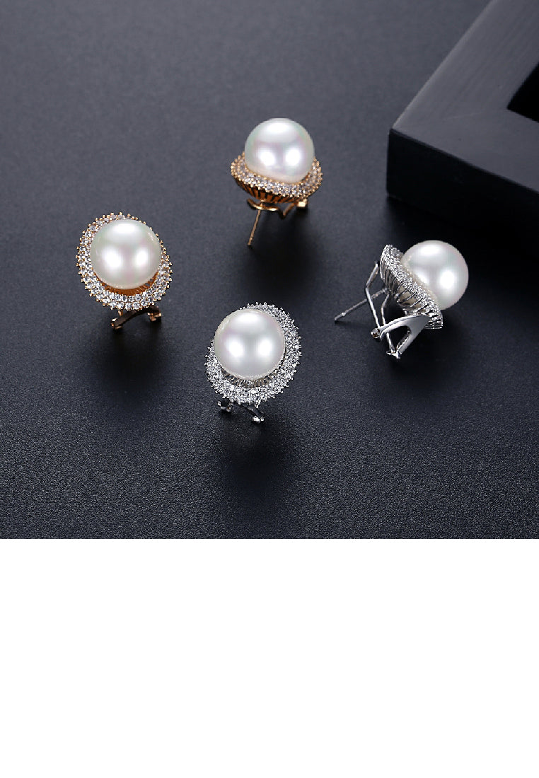 Fashion Elegant Geometric Oval Imitation Pearl Stud Earrings with Cubic Zirconia - Luxurious Look