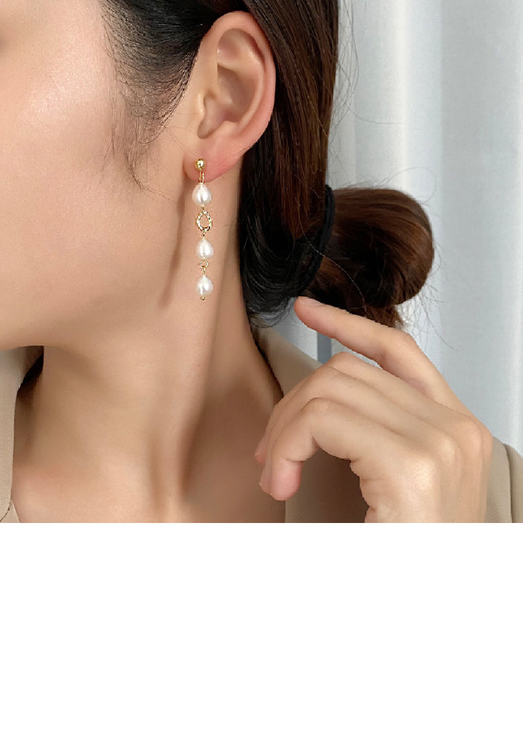 925 Sterling Silver Plated Gold Elegant Temperament Hollow Geometric Tassel Earrings with Imitation Pearls