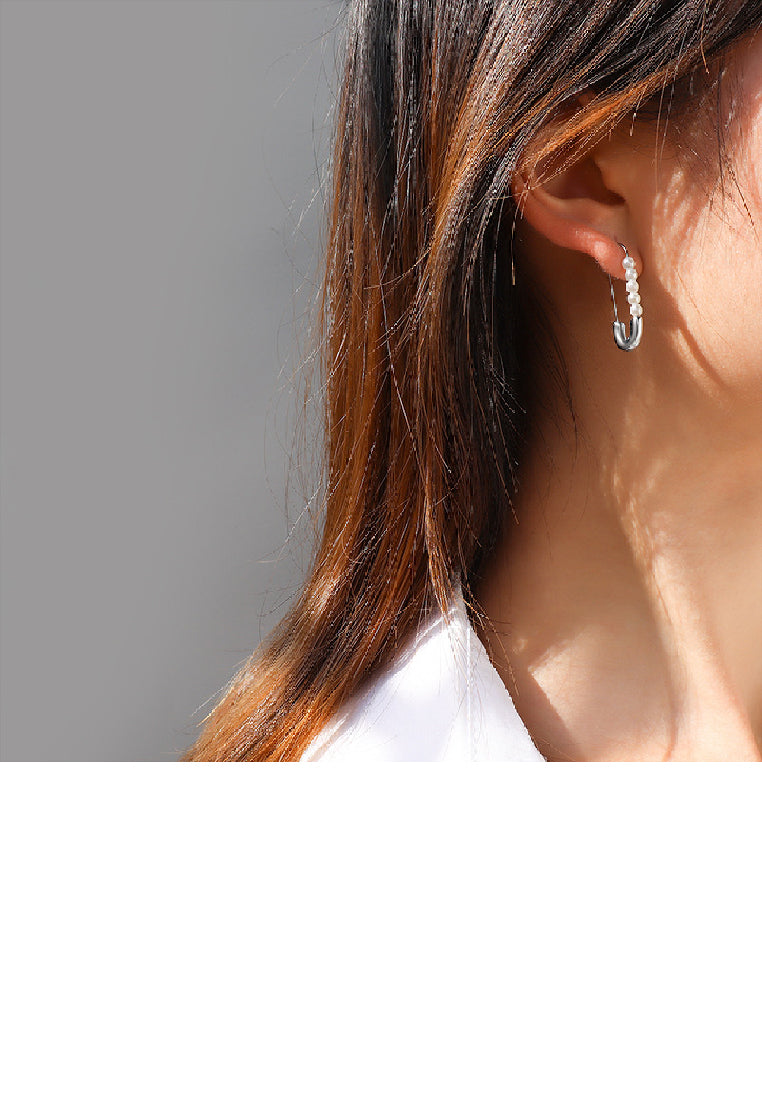 Simple Temperament 316L Stainless Steel Paper Clip Imitation Pearl Earrings - Luxurious Look