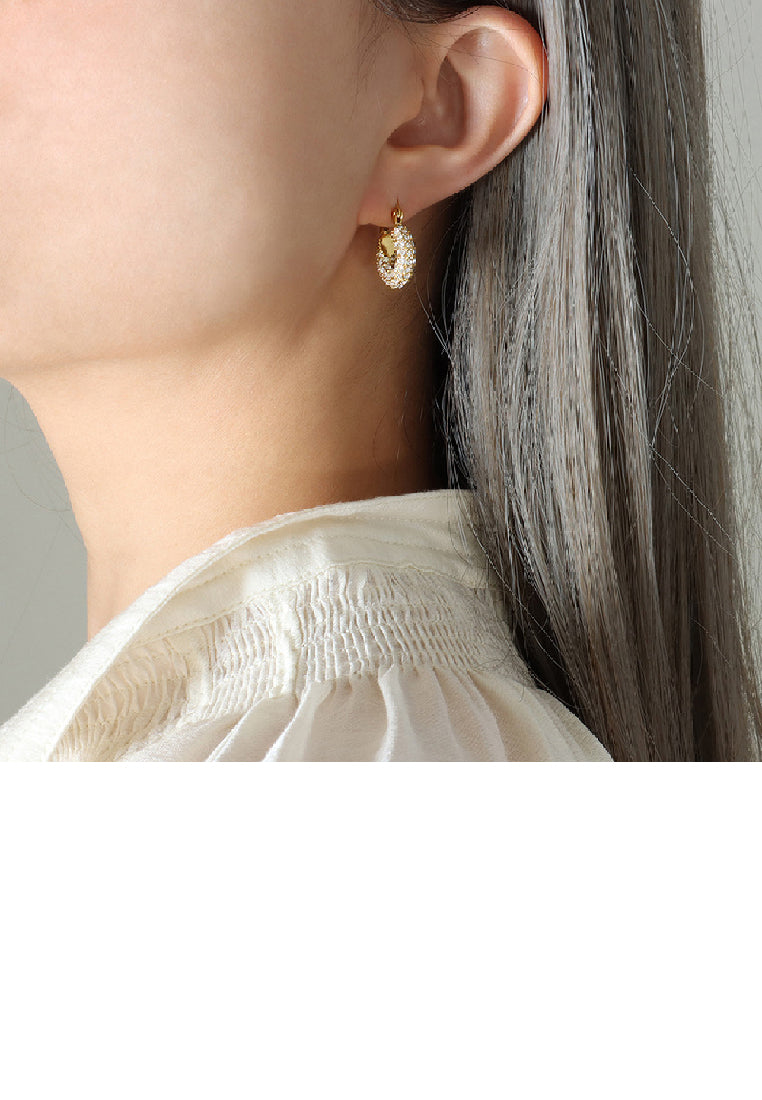 Personality Brilliant Plated Gold 316L Stainless Steel U-Shaped Geometric Earrings with Cubic Zirconia - Luxurious Look