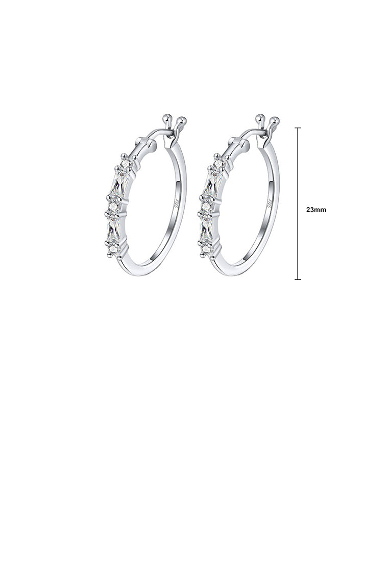 925 Sterling Silver Simple Fashion Geometric Circle Stud Earrings with Cubic Zirconia - Luxurious Look