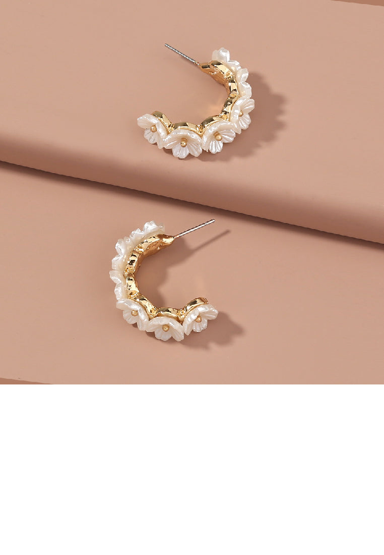Simple Temperament Plated Gold Flower Geometric Stud Earrings