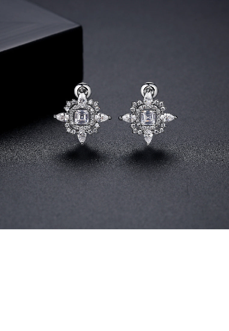 Simple Bright Star Stud Earrings with Cubic Zirconia - Luxurious Look