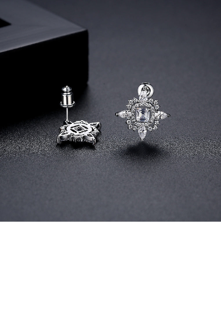 Simple Bright Star Stud Earrings with Cubic Zirconia - Luxurious Look