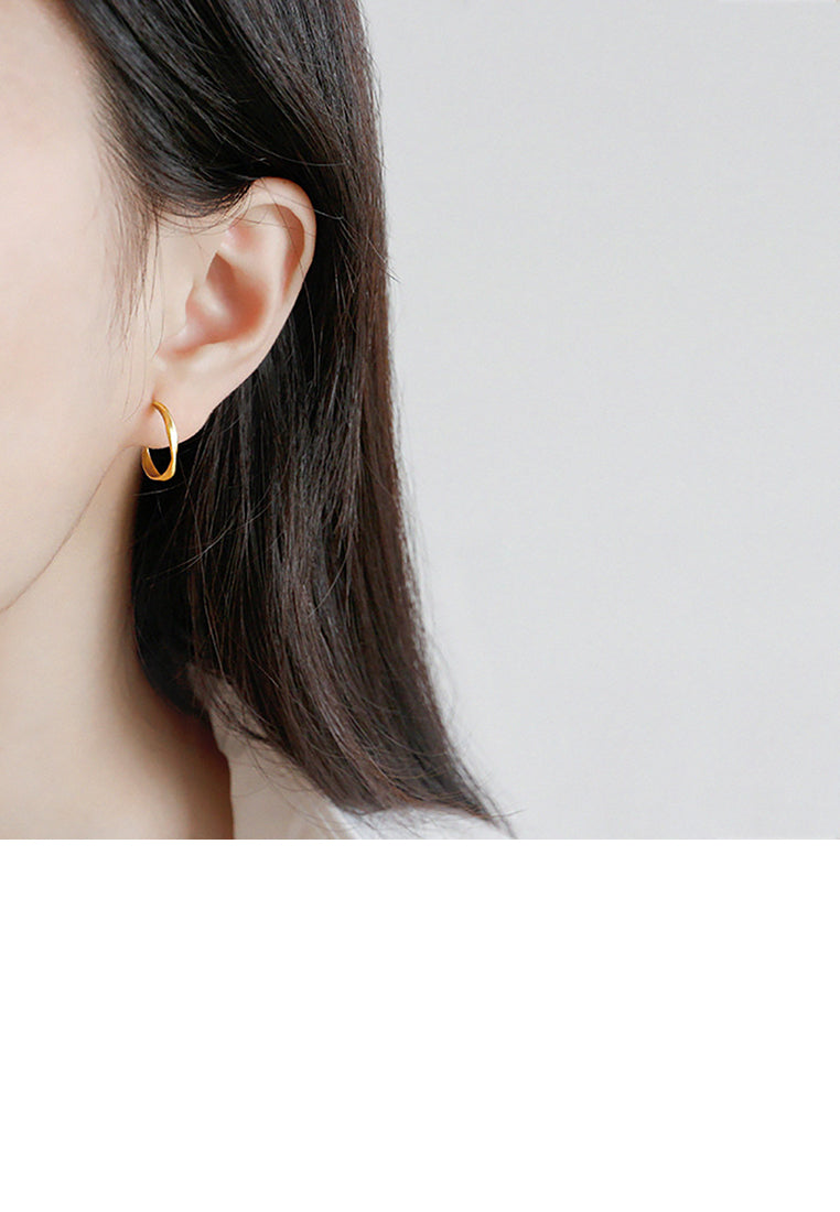 925 Sterling Silver Plated Gold Simple and Fashion Mobius Ring Geometric Stud Earrings