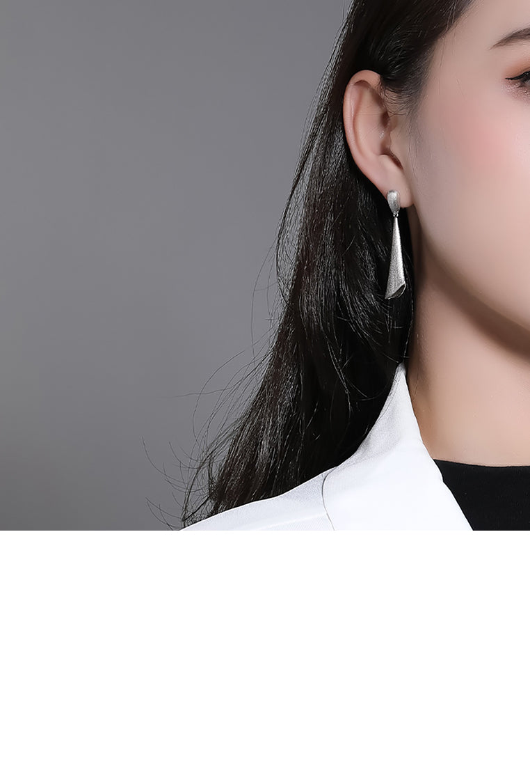 925 Sterling Silver Fashion Temperament Brushed Geometric Tassel Earrings