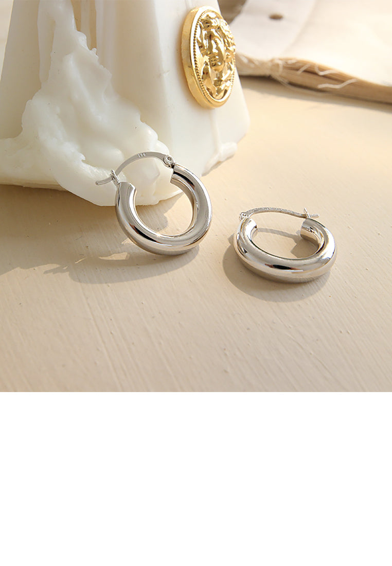 925 Sterling Silver Simple Fashion Geometric Round Earrings