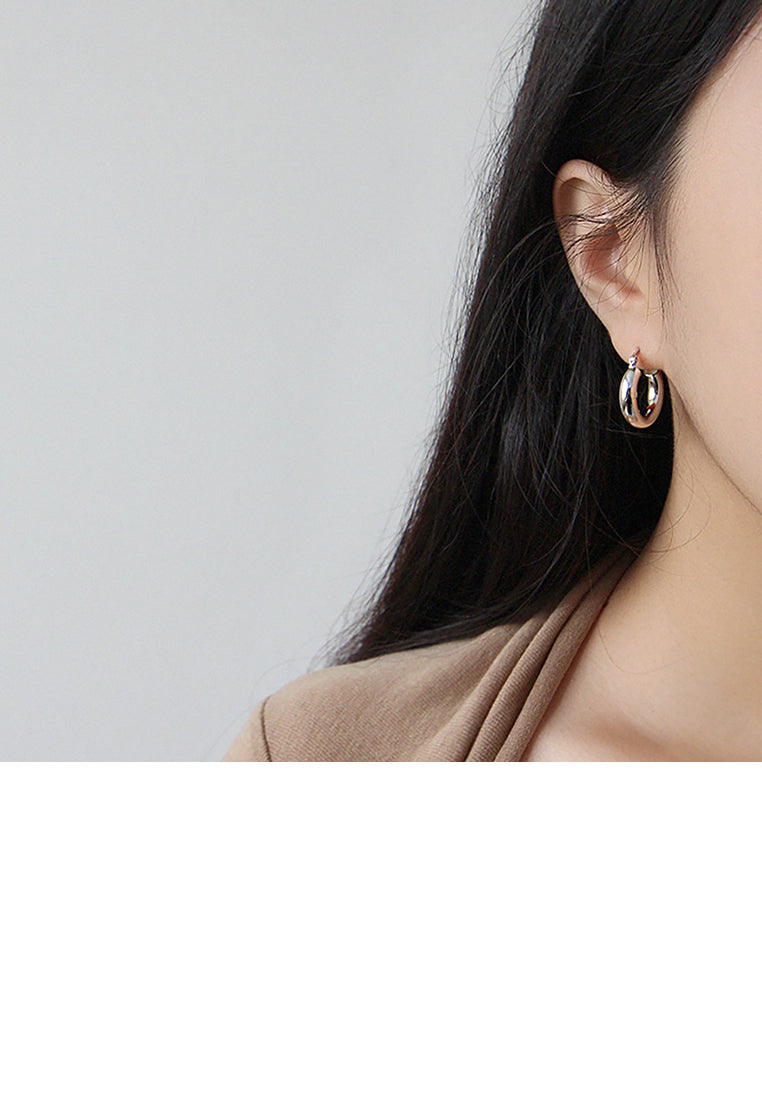 925 Sterling Silver Simple Fashion Geometric Round Earrings