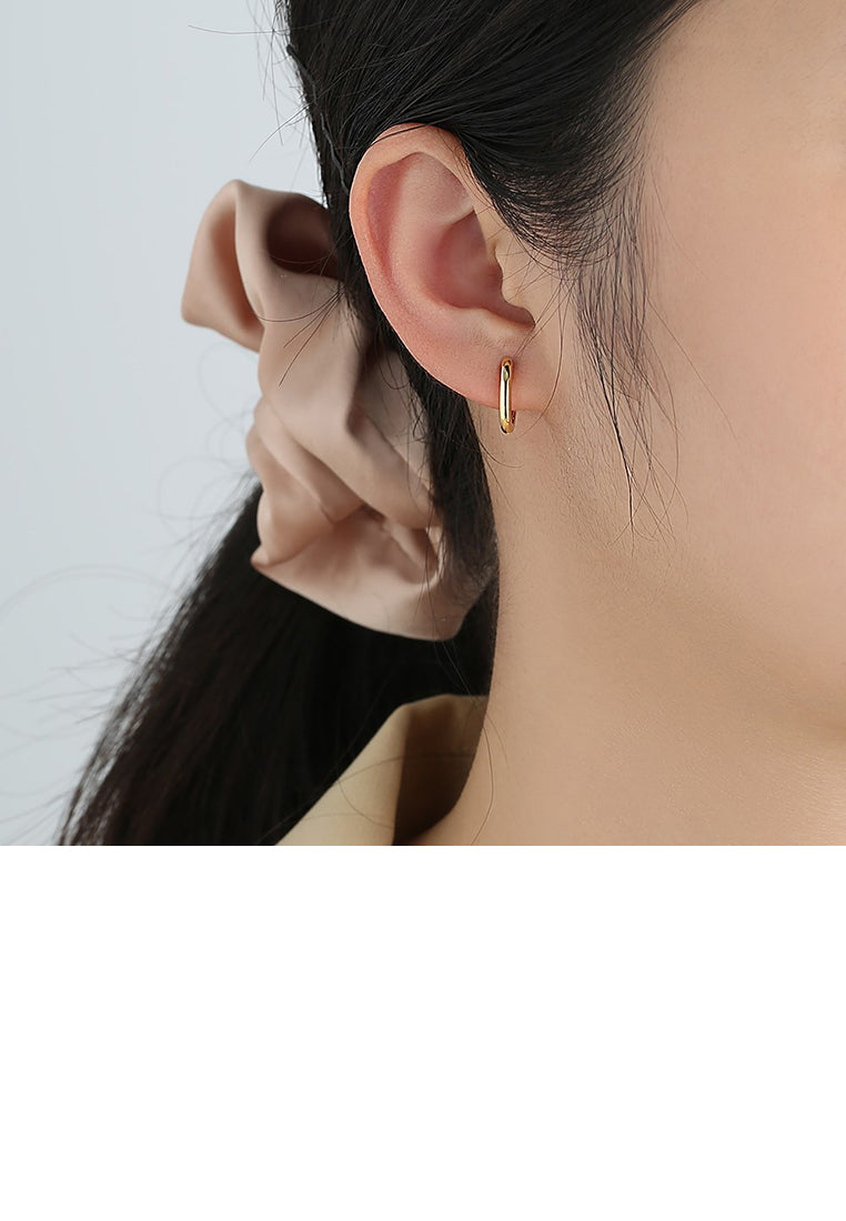 Simple and Fashion Plated Gold Geometric Circle Stud Earrings