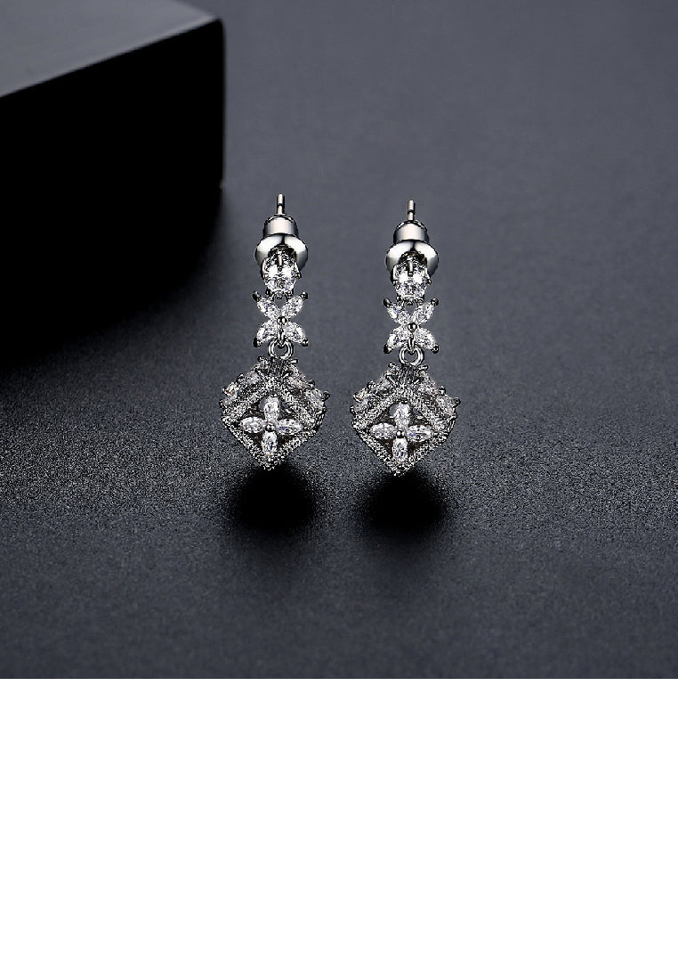 Fashion Elegant Geometric Square Tassel Earrings with Cubic Zirconia - Luxurious Look