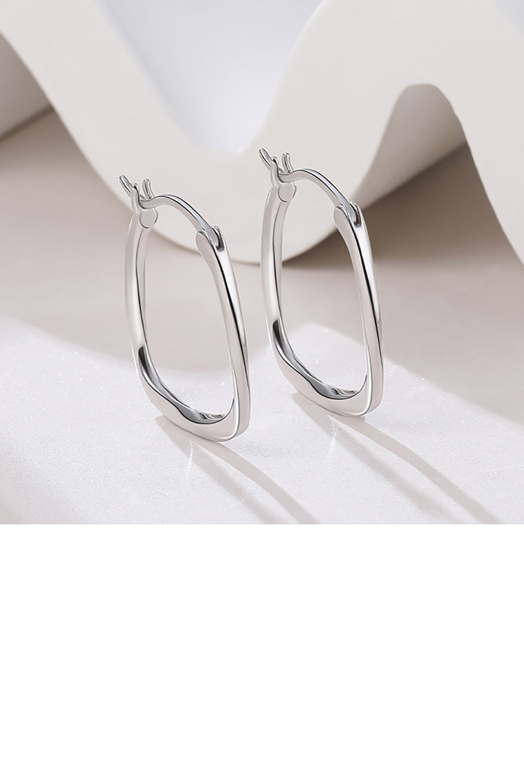 925 Sterling Silver Simple Fashion Hollow Wave Geometric Stud Earrings