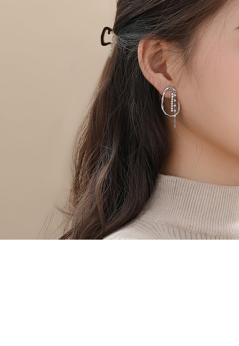 925 Sterling Silver Fashion Temperament Geometric C-shaped Tassel Earrings with Cubic Zirconia - Luxurious Look