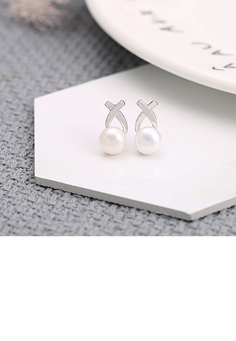 925 Sterling Silver Fashion Simple Cross White Freshwater Pearl Stud Earrings - Luxurious Look