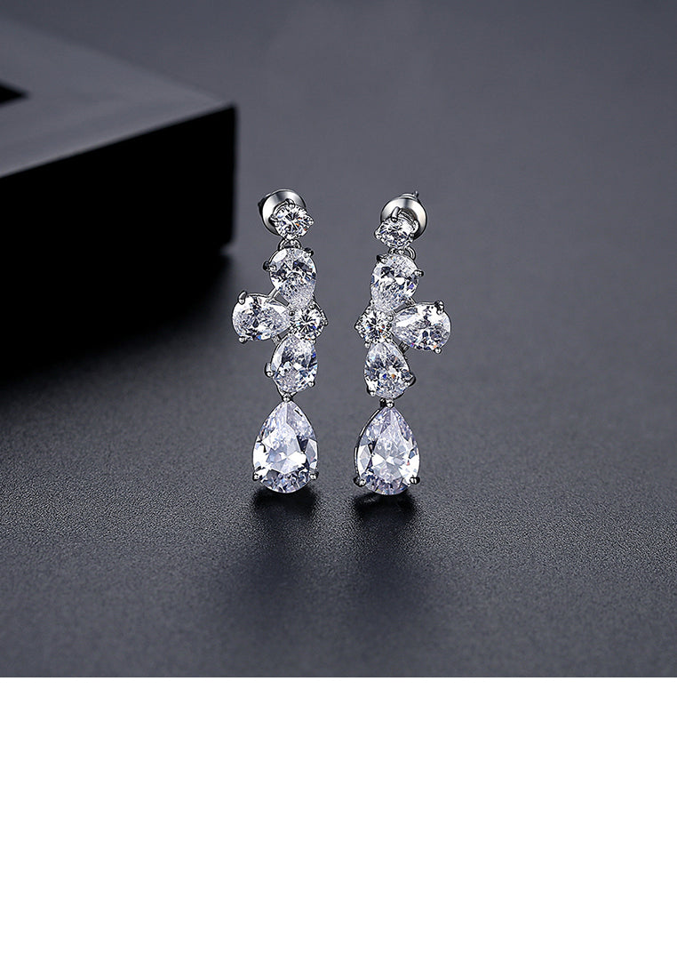 Fashion Elegant Flower Geometric Earrings with Cubic Zirconia - Luxurious Look
