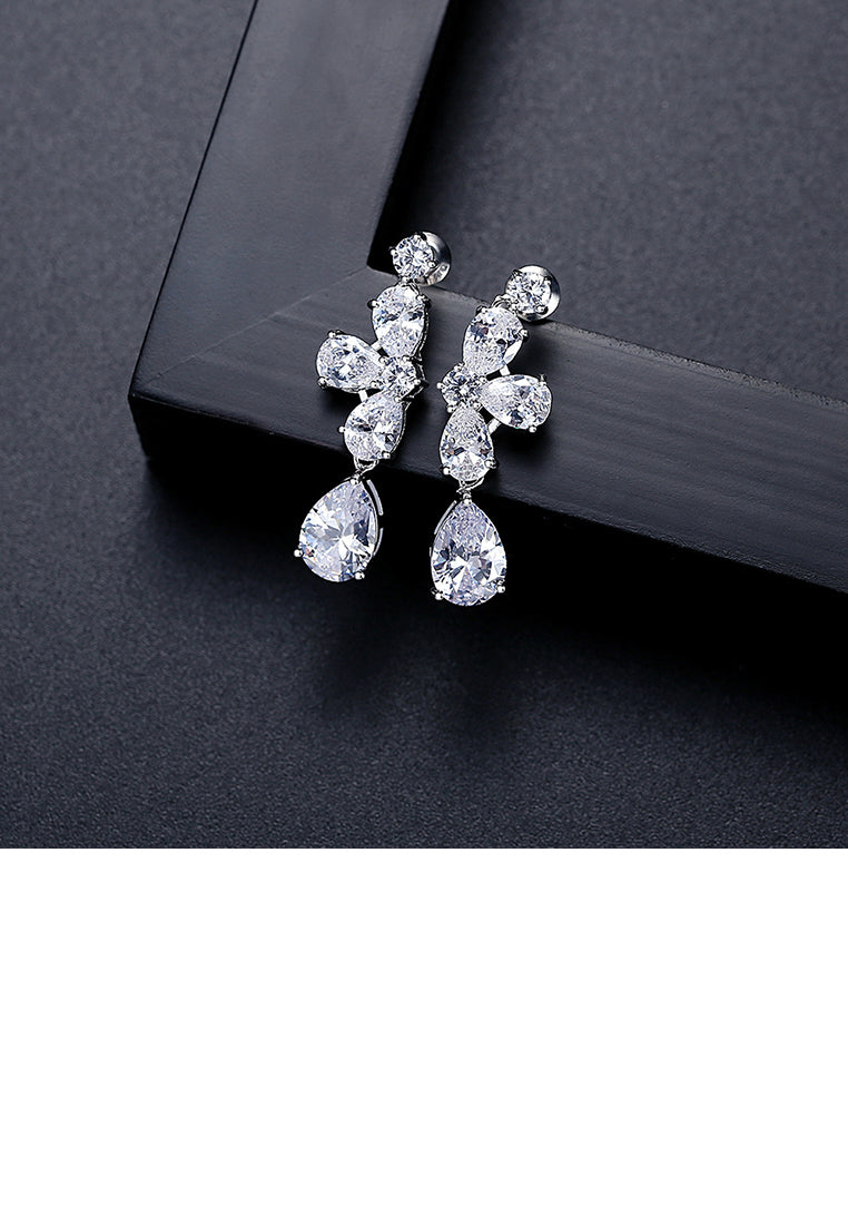 Fashion Elegant Flower Geometric Earrings with Cubic Zirconia - Luxurious Look