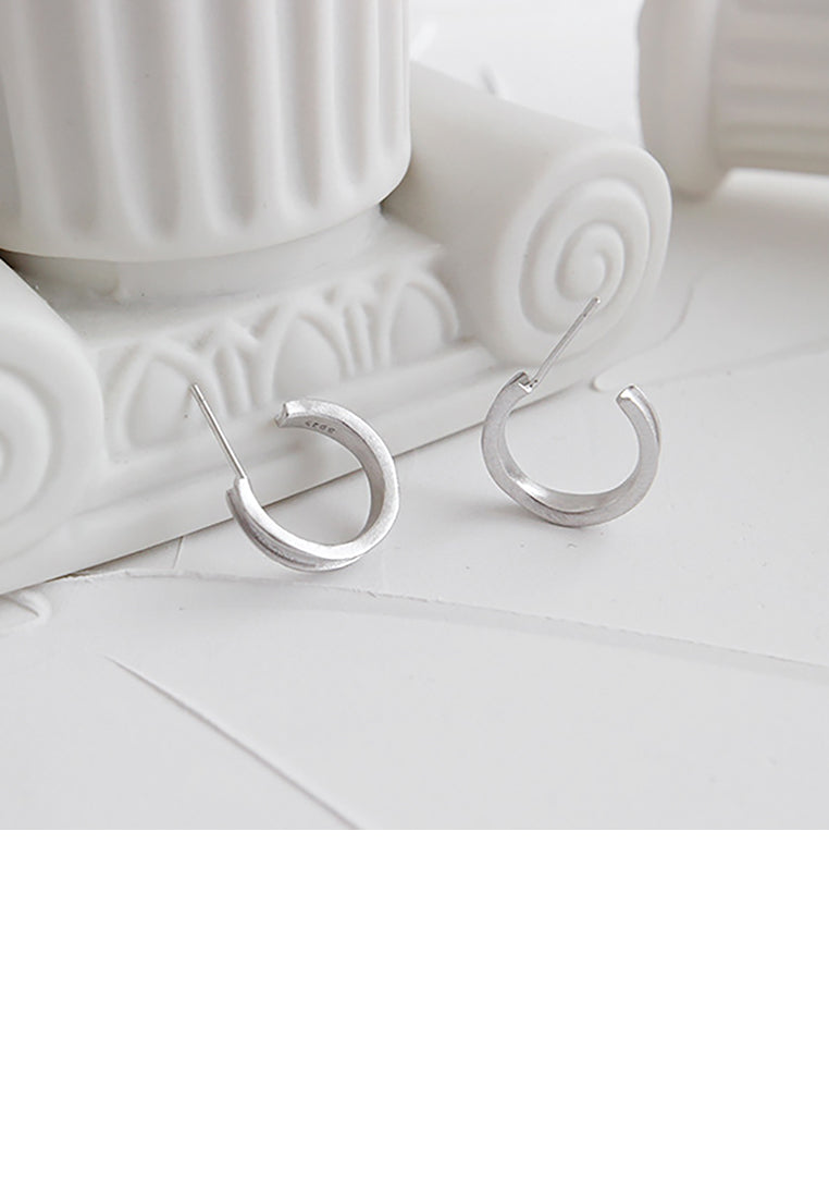 925 Sterling Silver Fashion Temperament Irregular Concave Brushed Geometric Round Stud Earrings