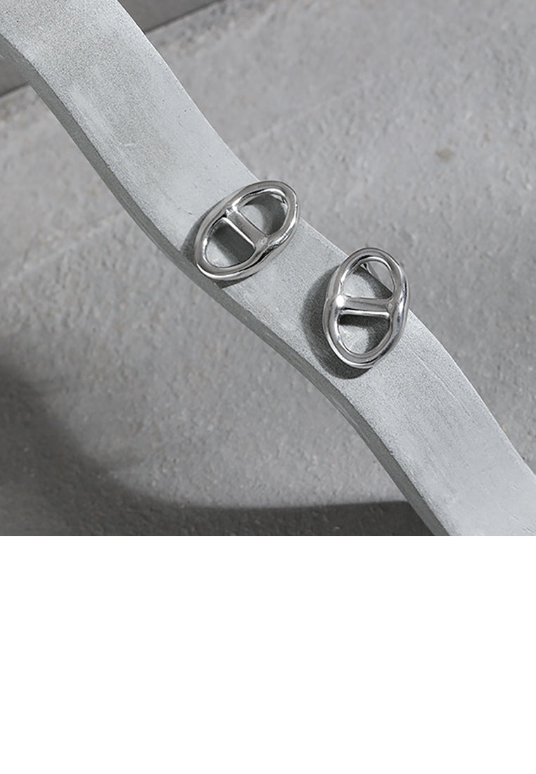 925 Sterling Silver Simple and Fashion Hollow Geometric Stud Earrings