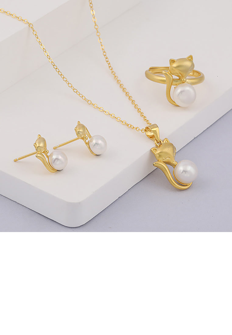 925 Sterling Silver Plated Gold Simple Cute Fox White Freshwater Pearl Stud Earrings - Luxurious Look