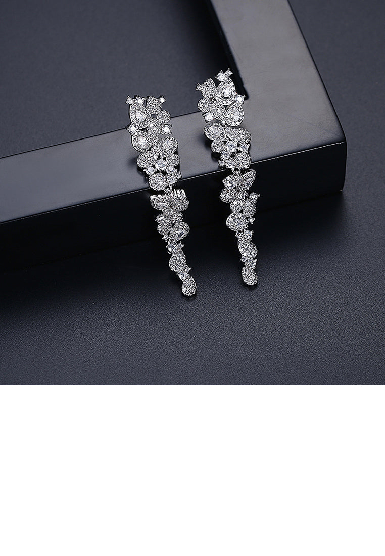 Fashion Bright Water Drop-shaped Tassel Earrings with Cubic Zirconia - Luxurious Look