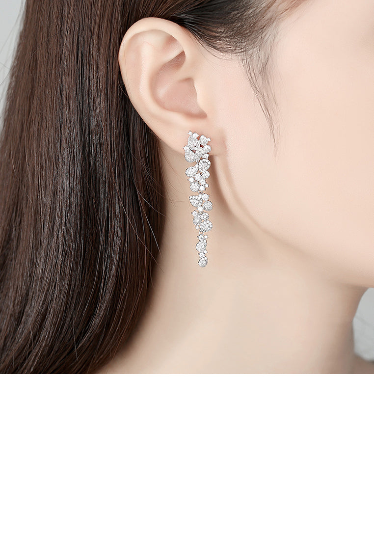 Fashion Bright Water Drop-shaped Tassel Earrings with Cubic Zirconia - Luxurious Look