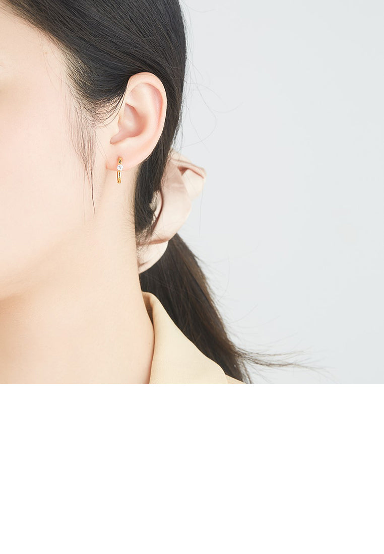 925 Sterling Silver Plated Gold Simple Fashion Geometric Round Stud Earrings with White Cubic Zirconia - Luxurious Look