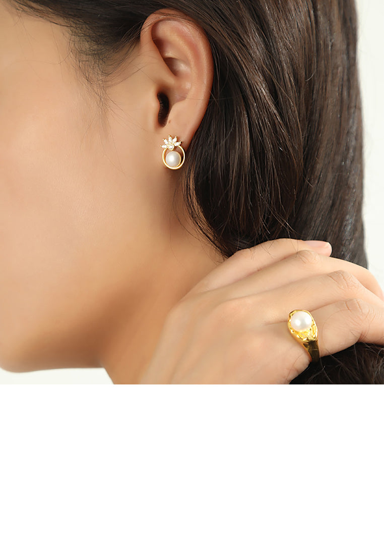 925 Sterling Silver Plated Gold Fashion and Elegant Floral Freshwater Pearl Stud Earrings with Cubic Zirconia - Luxurious Look