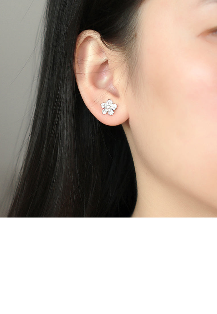 925 Sterling Silver Fashion Bright Flower Stud Earrings with Cubic Zirconia - Luxurious Look