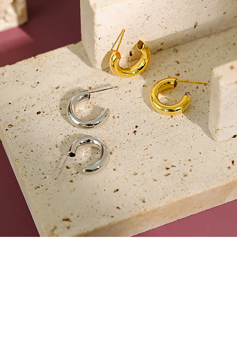 925 Sterling Silver Simple Fashion Geometric Circle Stud Earrings