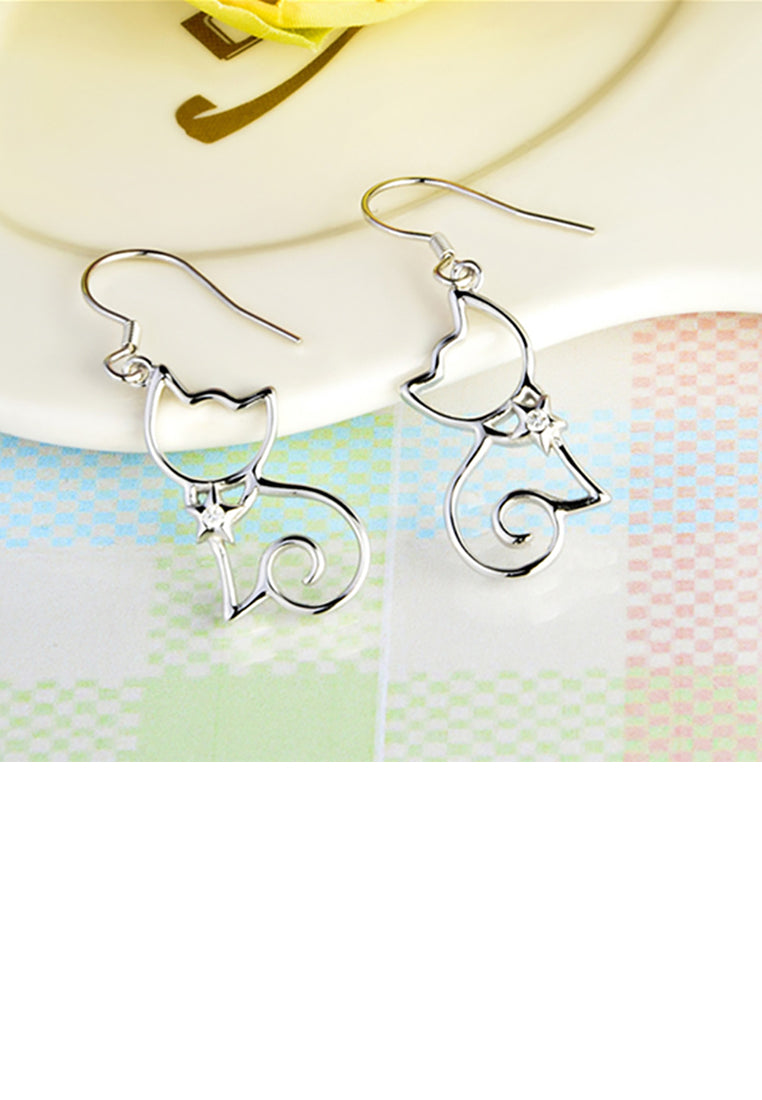 925 Sterling Silver Simple Cute Cat Earrings with Cubic Zirconia - Luxurious Look