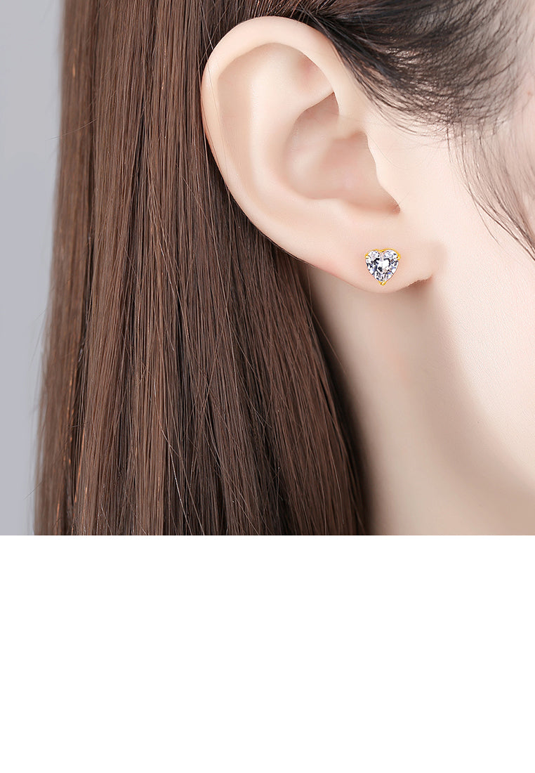 925 Sterling Silver Plated Gold Simple Romantic Heart-shaped Cubic Zirconia Stud Earrings - Luxurious Look