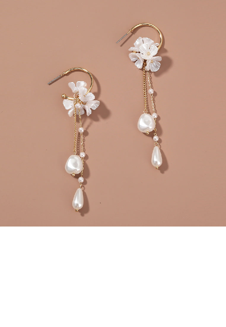Fashion and Elegant Plated Gold Flower Tassel Imitation Pearl C-shape Circle Earrings - Luxurious Look