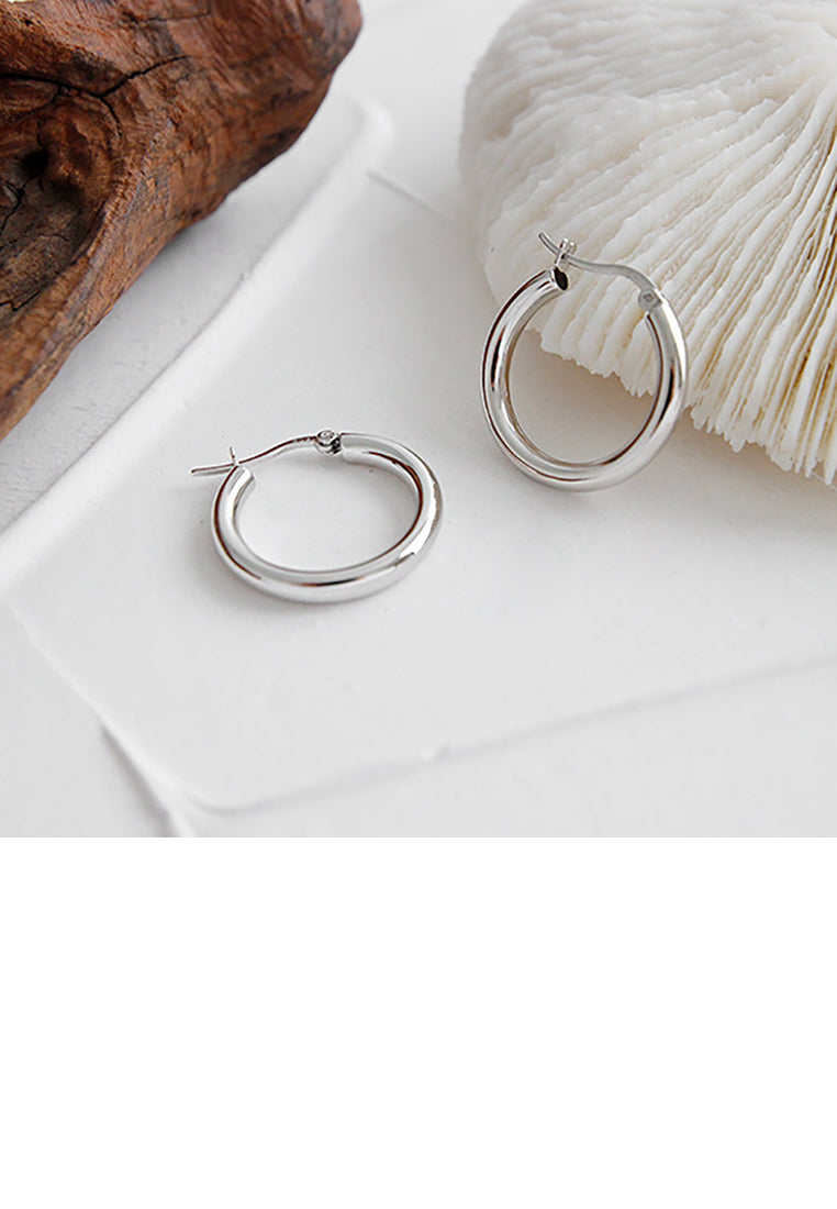 925 Sterling Silver Simple and Fashion Hollow Geometric Round Stud Earrings