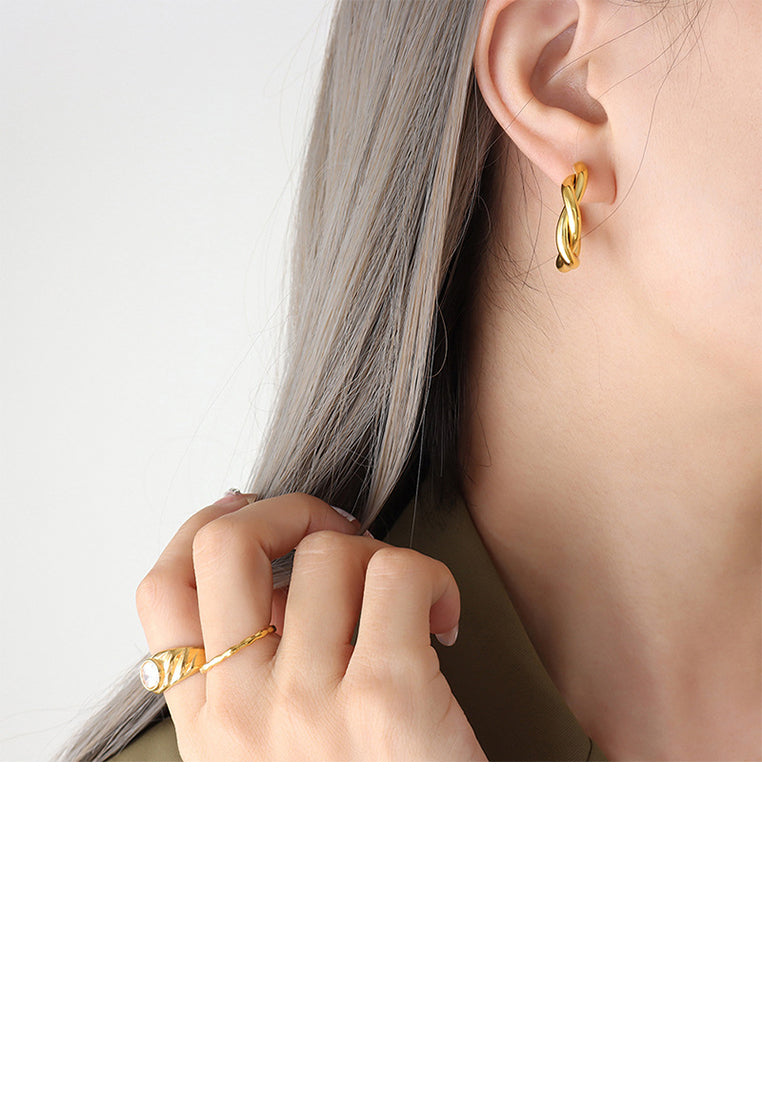 Simple Personality Plated Gold 316L Stainless Steel Twist C-shaped Geometric Stud Earrings