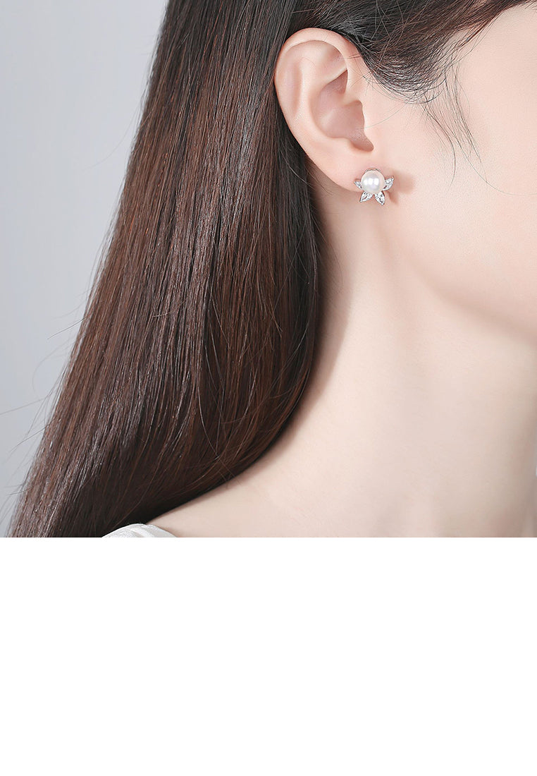 Simple Temperament Leaf Imitation Pearl Stud Earrings with Cubic Zirconia - Luxurious Look