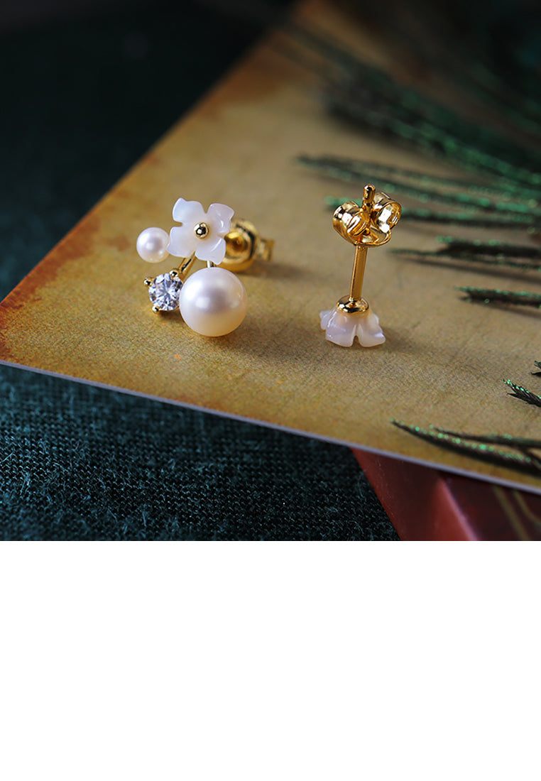925 Sterling Silver Plated Gold Simple Temperament Flower Freshwater Pearl Asymmetrical Stud Earrings with Cubic Zirconia - Luxurious Look