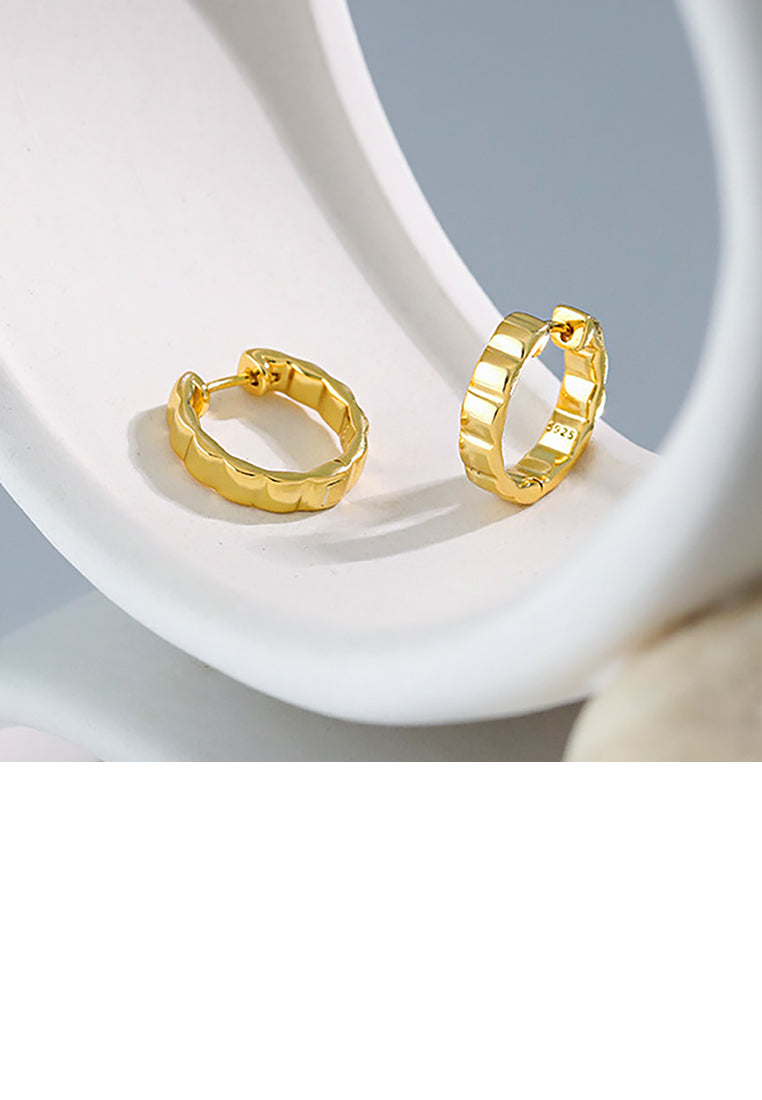 925 Sterling Silver Plated Gold Simple and Fashion Chocolate Lattice Shape Geometric Round Stud Earrings