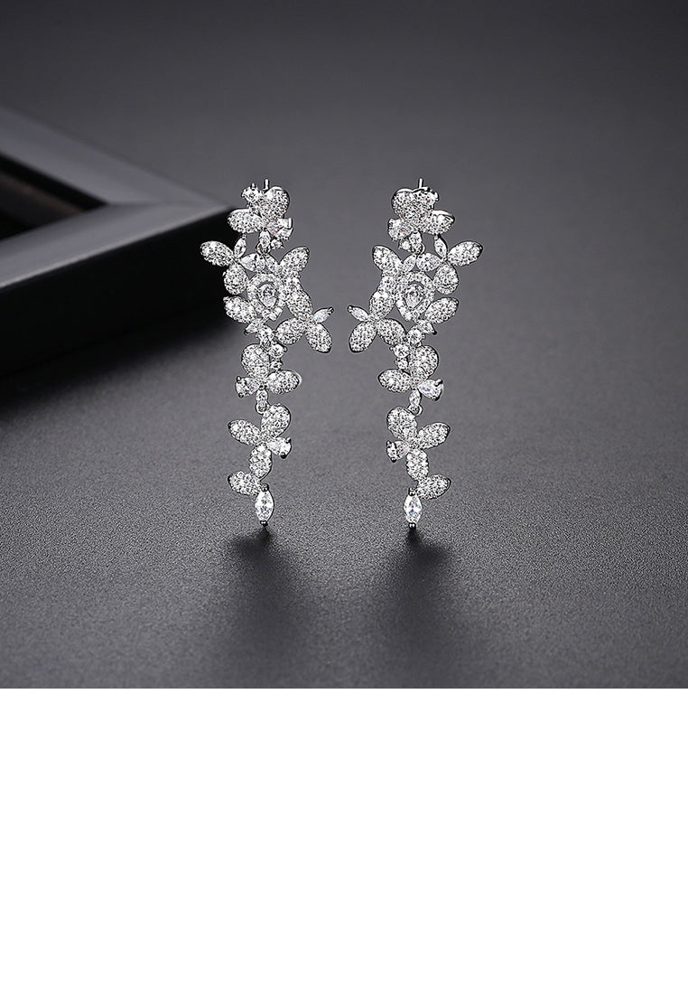 Fashion Bright Flower Tassel Earrings with Cubic Zirconia - Luxurious Look