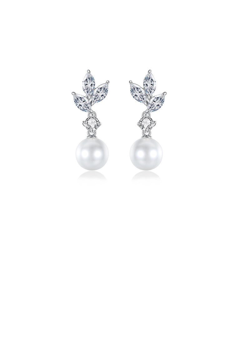 Fashion and Elegant Leaf Imitation Pearl Earrings - Luxurious Look