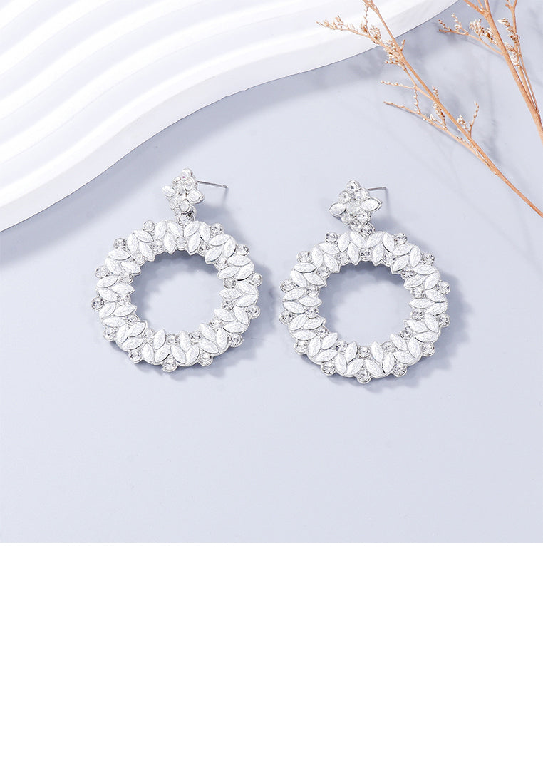 Simple and Temperament Hollow Geometric Round Earrings with Cubic Zirconia - Luxurious Look