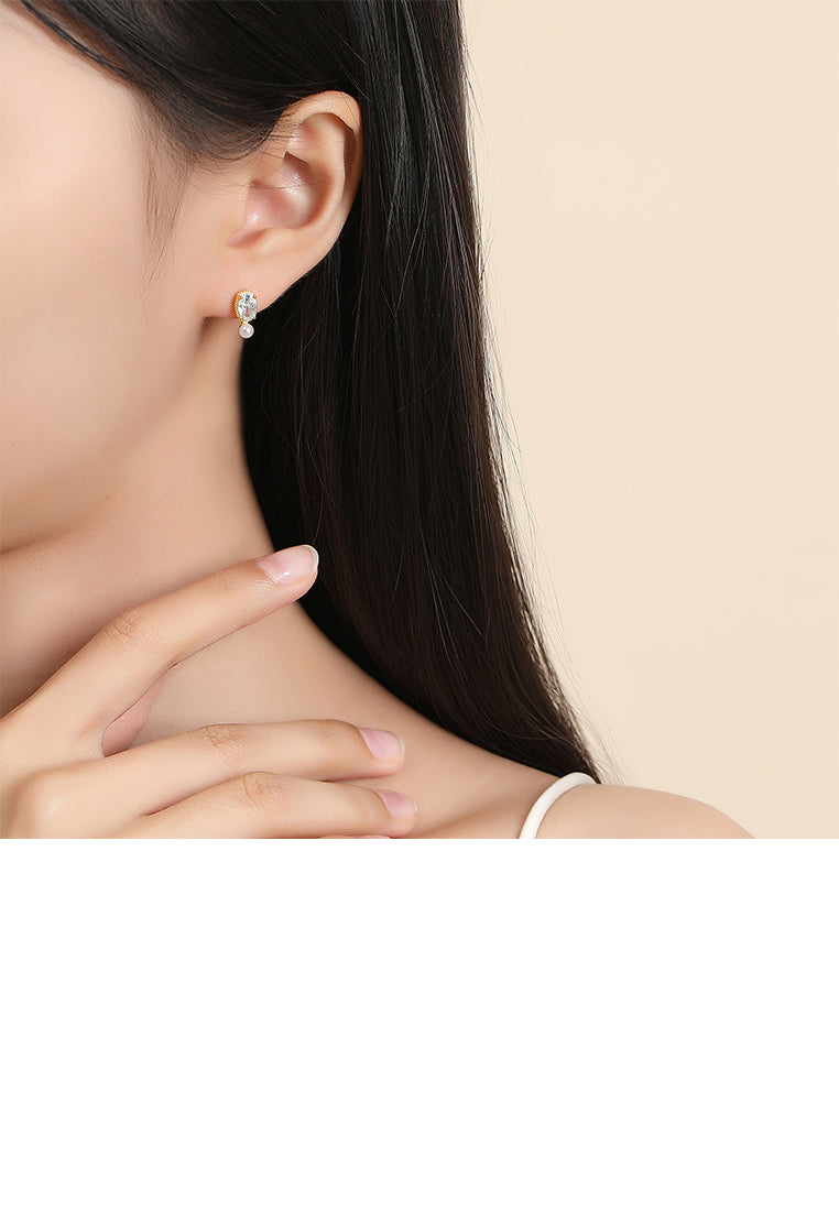 925 Sterling Silver Plated Rose Gold Fashion and Elegant Oval Geometric Imitation Pearl Stud Earrings with Cubic Zirconia - Luxurious Look