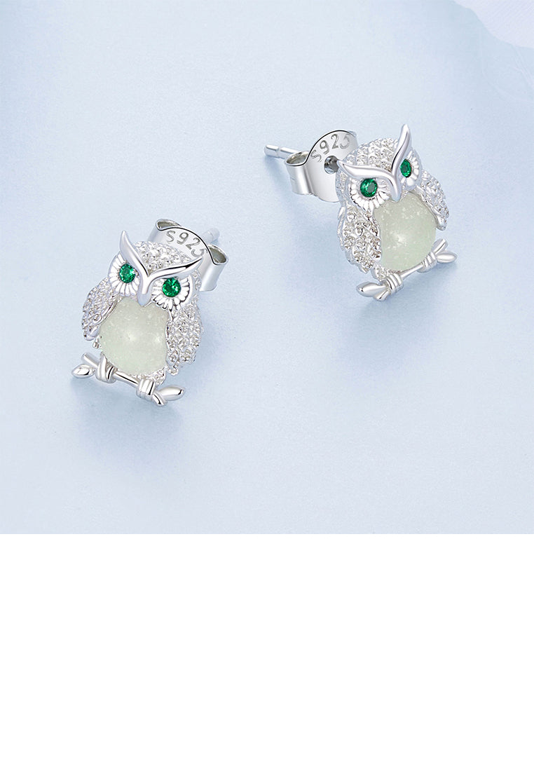 925 Sterling Silver Simple Cute Owl Stud Earrings with Cubic Zirconia - Luxurious Look