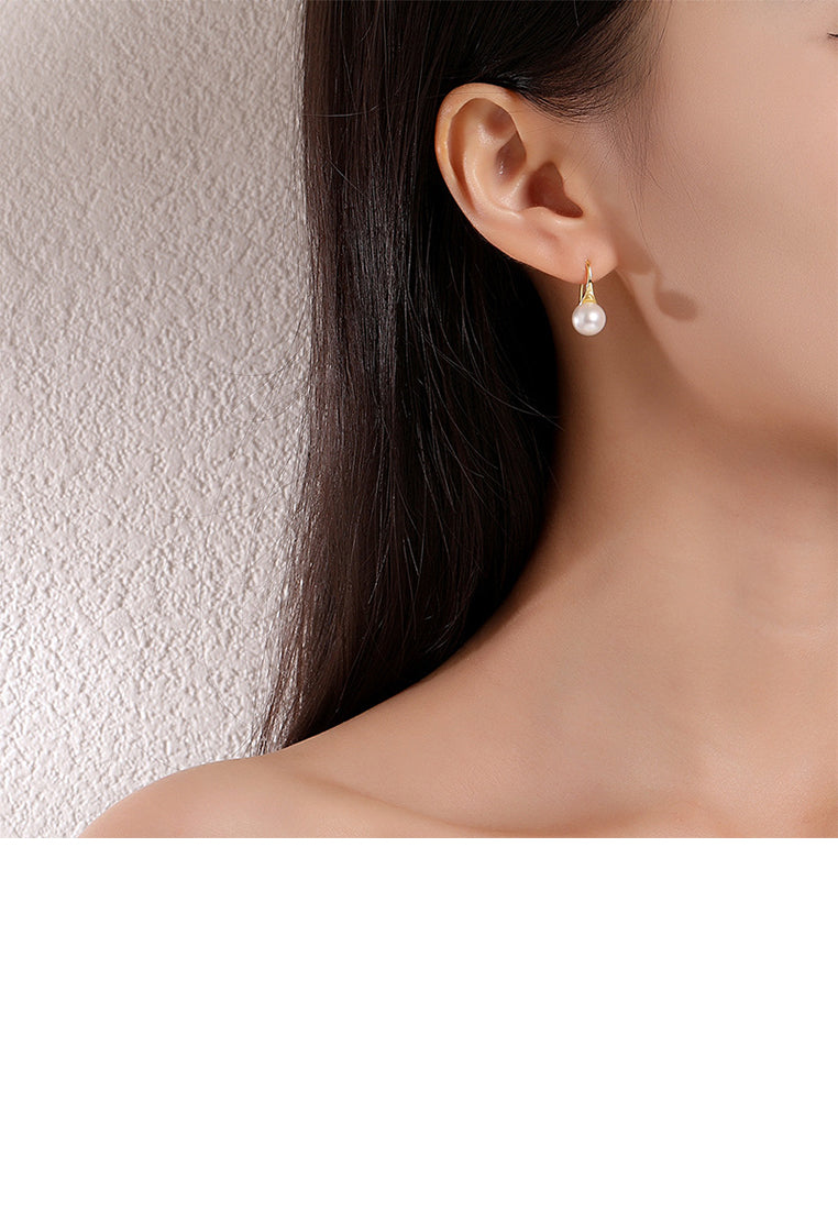 925 Sterling Silver Plated Gold Simple and Elegant Geometric Imitation Pearl Earrings - Luxurious Look