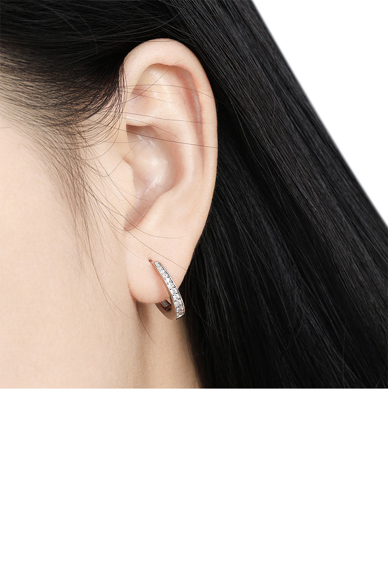 925 Sterling Silver Simple Elegant Single Row Cubic Zirconia Geometric Earrings - Luxurious Look