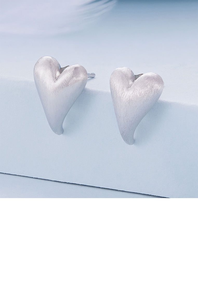 925 Sterling Silver Simple and Fashion Brushed Heart-shaped Stud Earrings