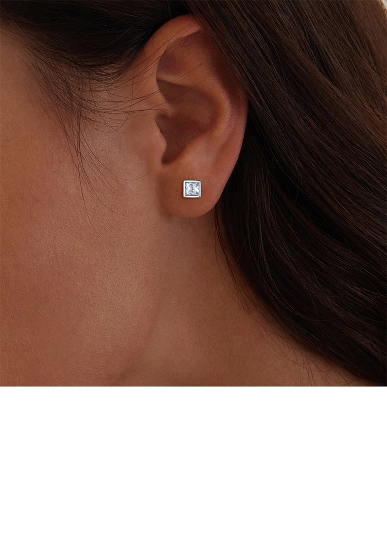 925 Sterling Silver Simple Fashion Geometric Square Stud Earrings with Cubic Zirconia - Luxurious Look